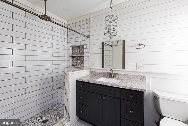 138 LAUREL ST, Lancaster, PA 17603