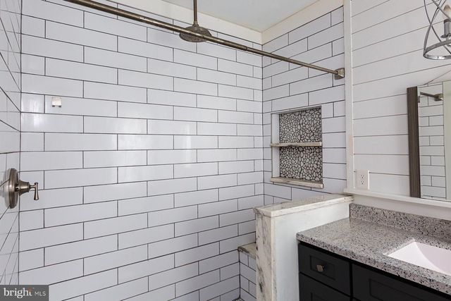 138 LAUREL ST, Lancaster, PA 17603