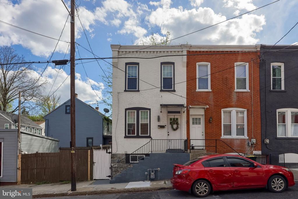 138 LAUREL ST, Lancaster, PA 17603