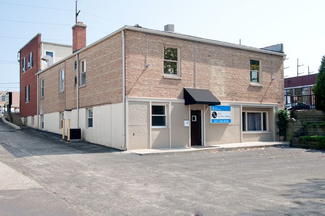 148 S Northwest Highway 103, Barrington, IL 60010