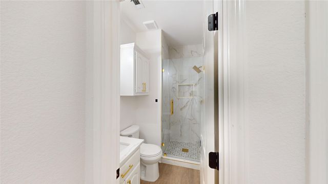 907 Greenfield Court, Kennedale, TX 76060