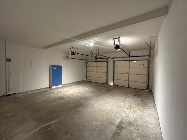 907 Greenfield Court, Kennedale, TX 76060