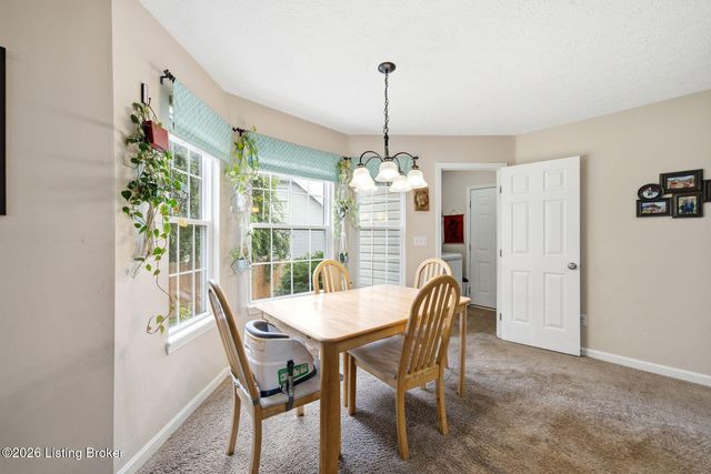 5118 Silverton Ln, Louisville, KY 40241