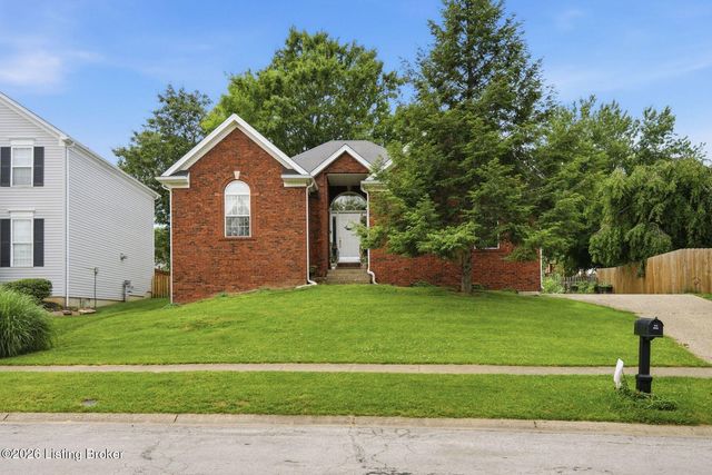 5118 Silverton Ln, Louisville, KY 40241