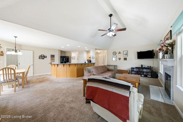5118 Silverton Ln, Louisville, KY 40241