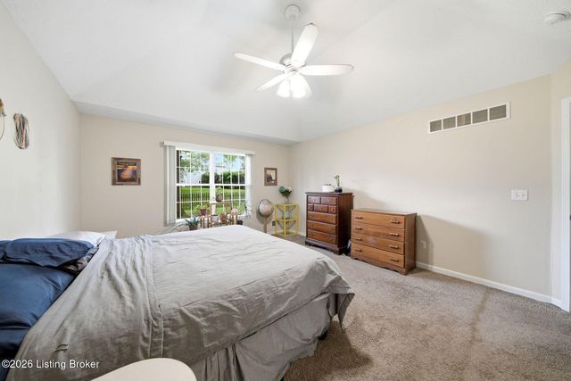 5118 Silverton Ln, Louisville, KY 40241