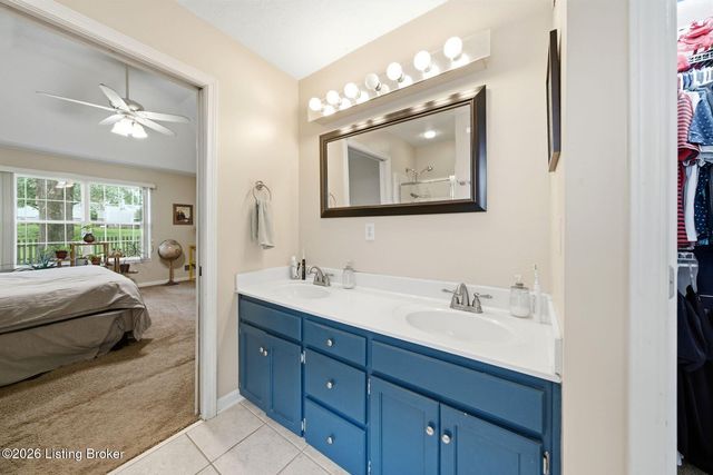 5118 Silverton Ln, Louisville, KY 40241