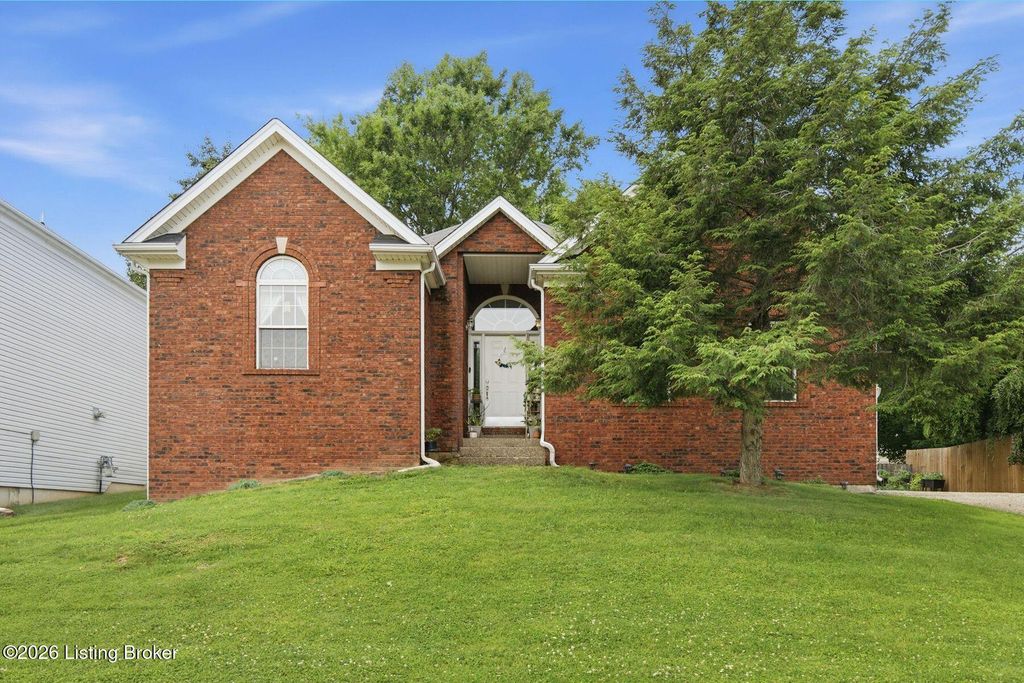 5118 Silverton Ln, Louisville, KY 40241