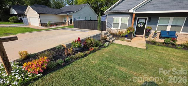 1007 S Ridge Avenue, Kannapolis, NC 28083