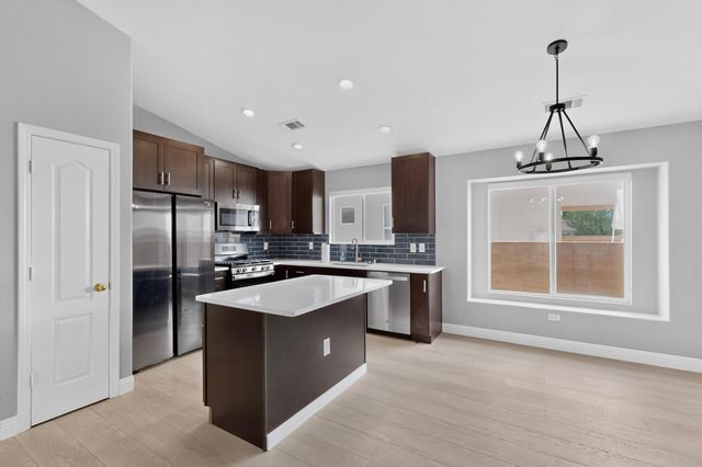 3727 Oasis Springs Road NE, Rio Rancho, NM 87144