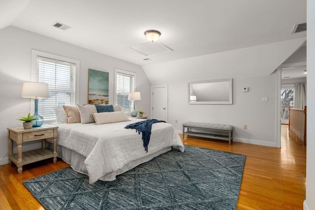 132 Warren St B, Arlington, MA 02474