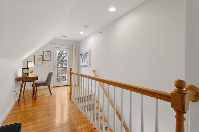 132 Warren St B, Arlington, MA 02474