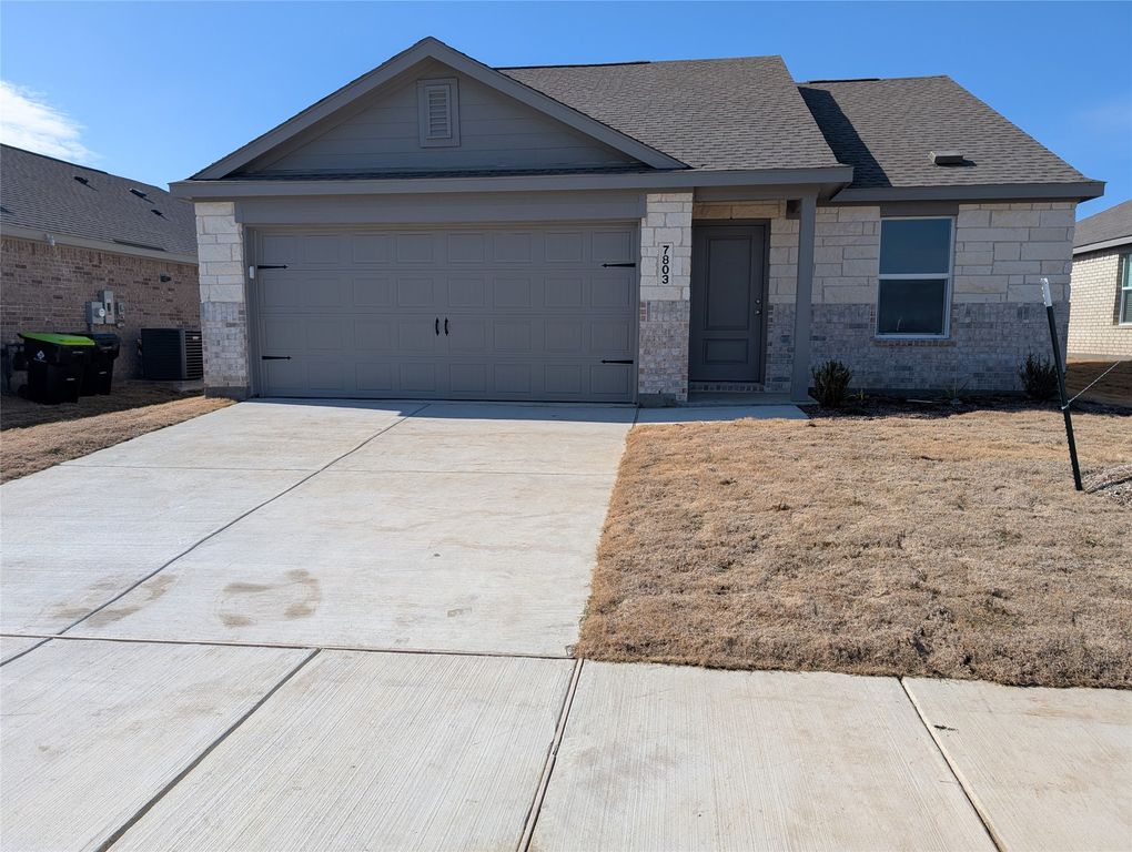 7803 Bent Gale Road, Pilot Point, TX 76258