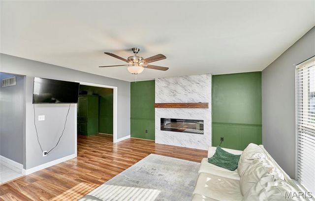 11264 Village Drive, Foristell, MO 63348