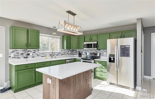 11264 Village Drive, Foristell, MO 63348