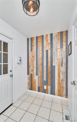 11264 Village Drive, Foristell, MO 63348