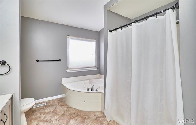 11264 Village Drive, Foristell, MO 63348