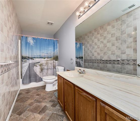 11264 Village Drive, Foristell, MO 63348