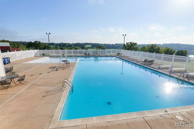 11264 Village Drive, Foristell, MO 63348