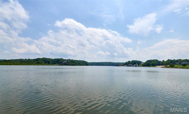 11264 Village Drive, Foristell, MO 63348