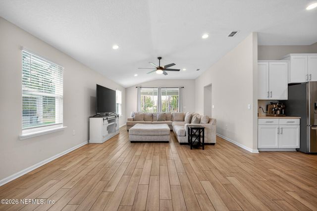 70353 WINDING RIVER Drive, Yulee, FL 32097