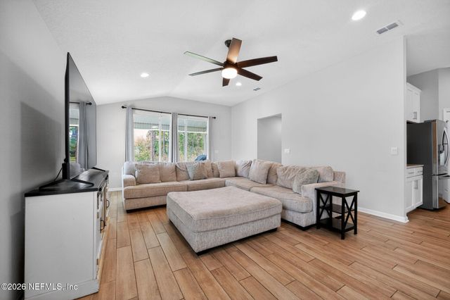 70353 WINDING RIVER Drive, Yulee, FL 32097