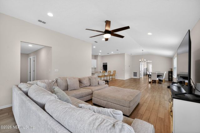 70353 WINDING RIVER Drive, Yulee, FL 32097