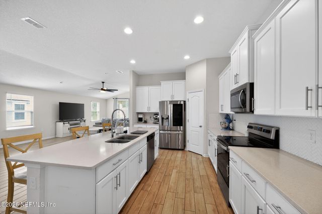 70353 WINDING RIVER Drive, Yulee, FL 32097