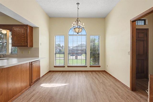 13113 Cloverleaf Lane, Oklahoma City, OK 73170