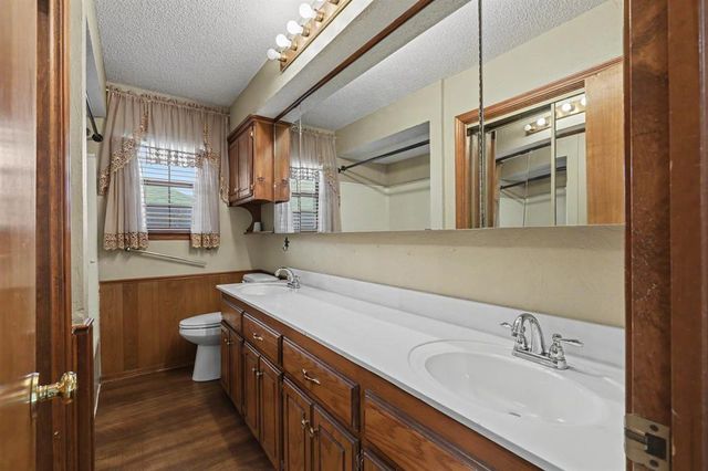 13113 Cloverleaf Lane, Oklahoma City, OK 73170