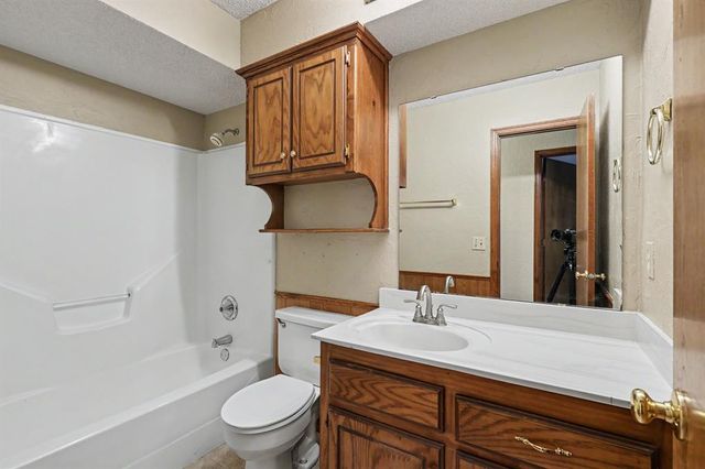13113 Cloverleaf Lane, Oklahoma City, OK 73170