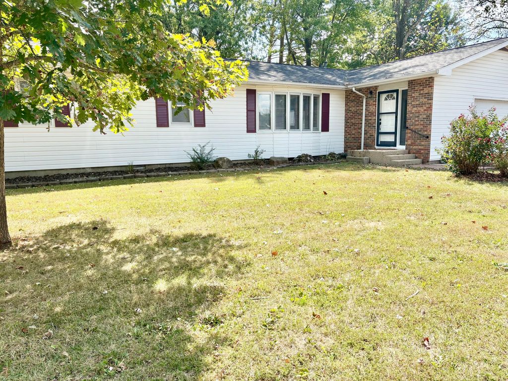 1006 East 10th Street, Mountain Grove, MO 65711
