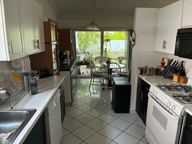 1412 NW 129th Terrace, Sunrise, FL 33323