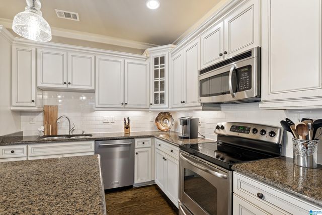 1513 LAURENS STREET, Hoover, AL 35242