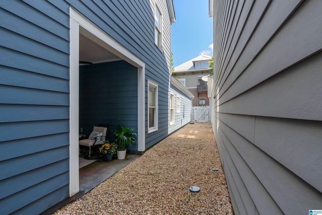 1513 LAURENS STREET, Hoover, AL 35242
