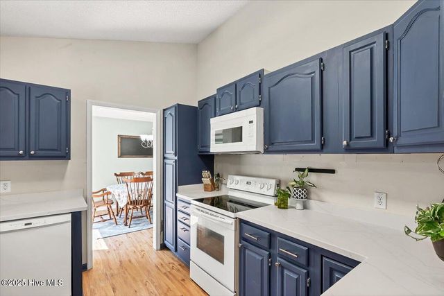 101 Pinesage Drive, West End, NC 27376