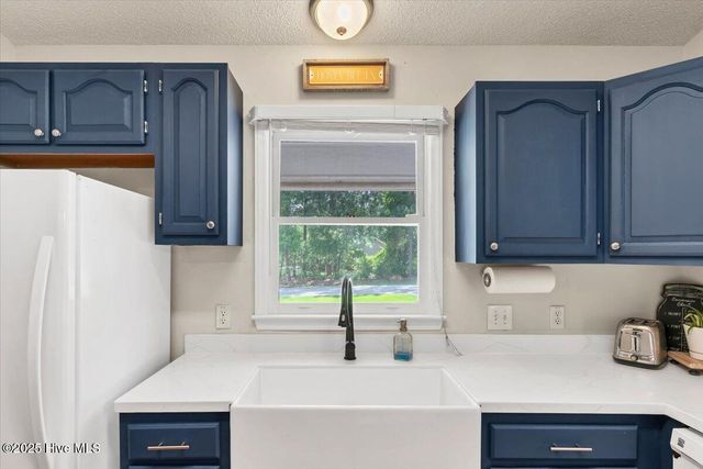 101 Pinesage Drive, West End, NC 27376