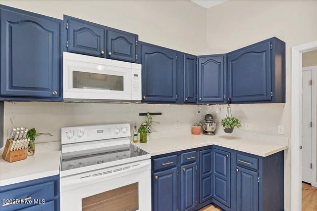 101 Pinesage Drive, West End, NC 27376