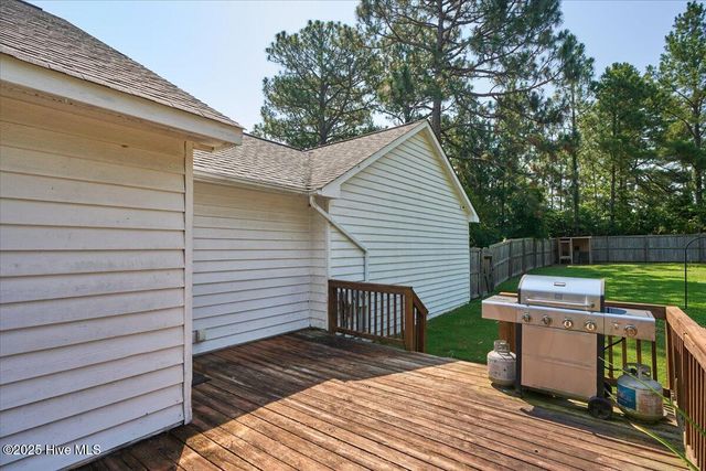 101 Pinesage Drive, West End, NC 27376
