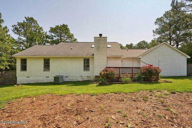 101 Pinesage Drive, West End, NC 27376