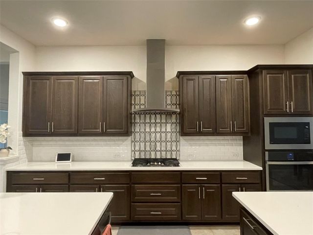 18001 Dufour DR, Austin, TX 78738