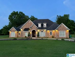 135 NELSIE ANN DRIVE, Odenville, AL 35120