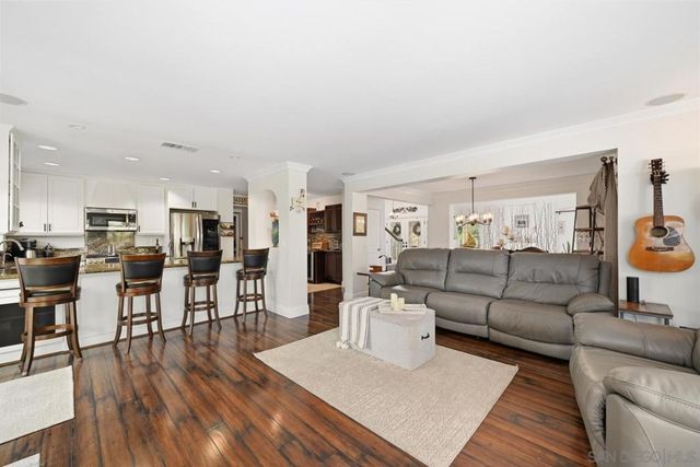 14265 Manzella, San Diego, CA 92129