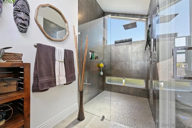 14265 Manzella, San Diego, CA 92129