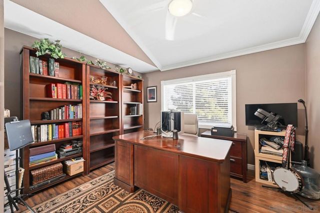 14265 Manzella, San Diego, CA 92129