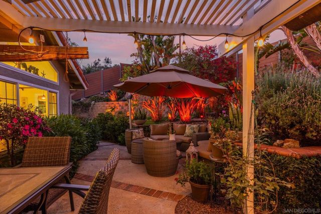 14265 Manzella, San Diego, CA 92129