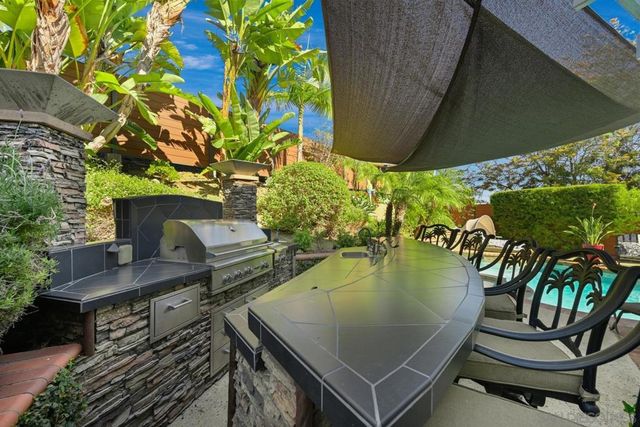 14265 Manzella, San Diego, CA 92129