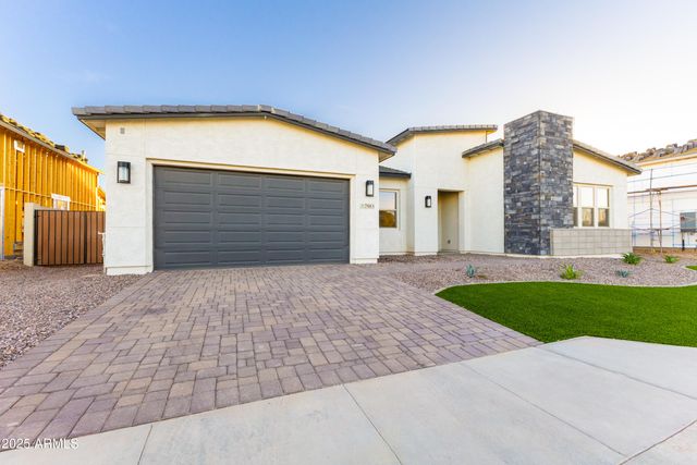 7583 W GELDING Drive, Peoria, AZ 85381