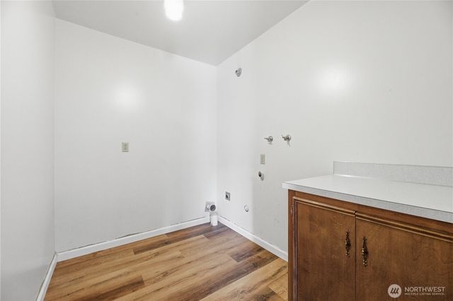 10715 111th Avenue SW, Tacoma, WA 98498