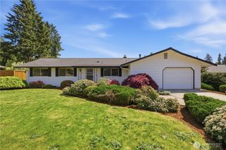 10715 111th Avenue SW, Tacoma, WA 98498
